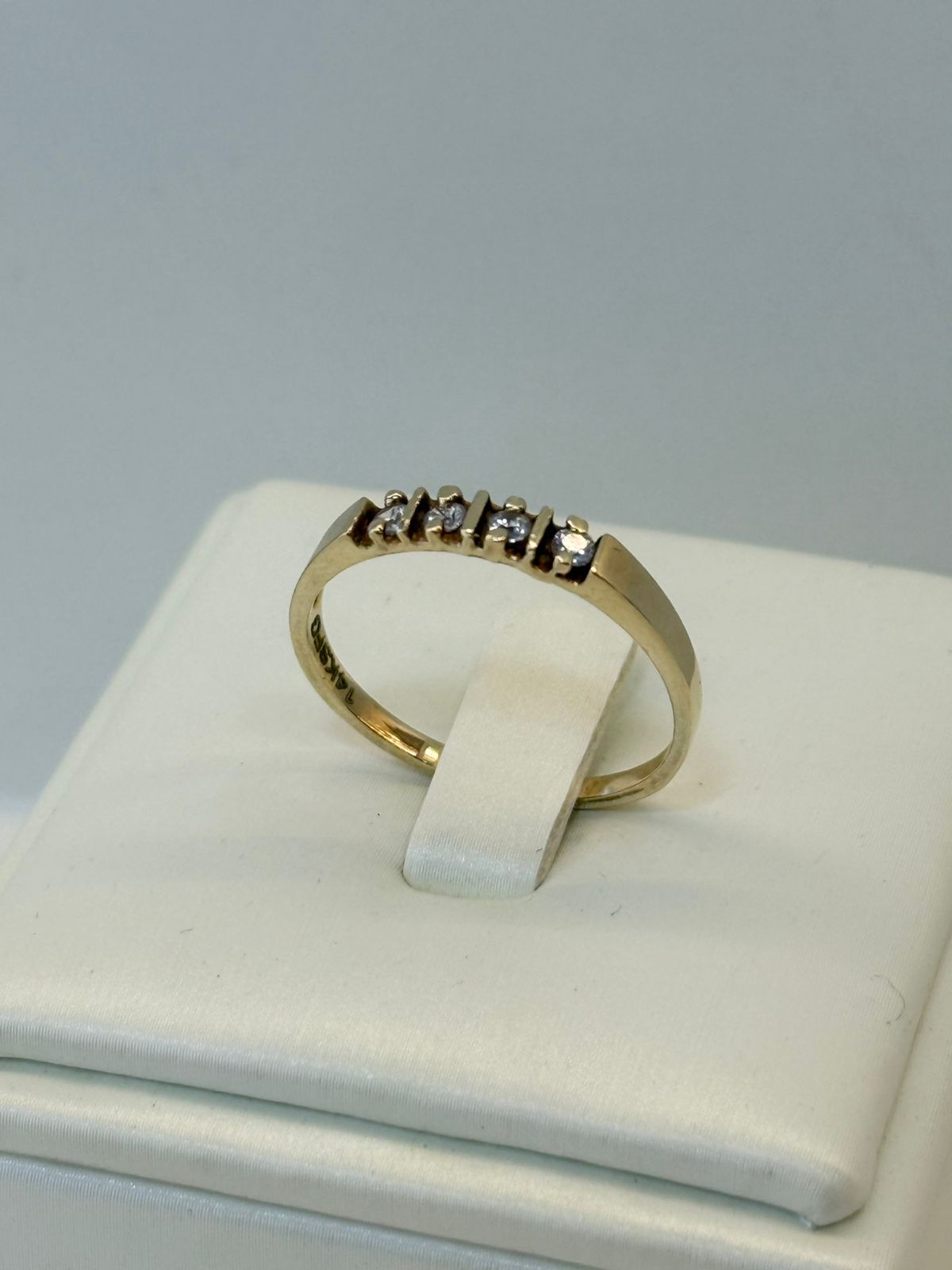 ANILLO BODA 14K 1.8G T/8